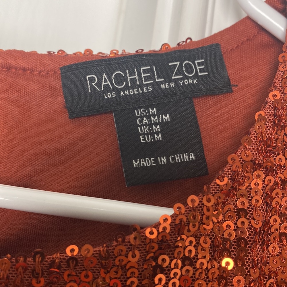 You Need This Top For Fall 🍂🍁🍃 - Picture 3 of 6
